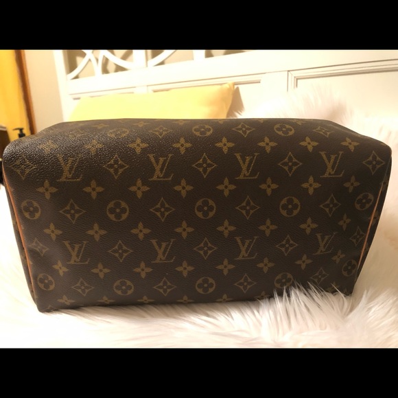 Authentic LV Speedy 35 - Monogram 💥 - Picture 5 of 8